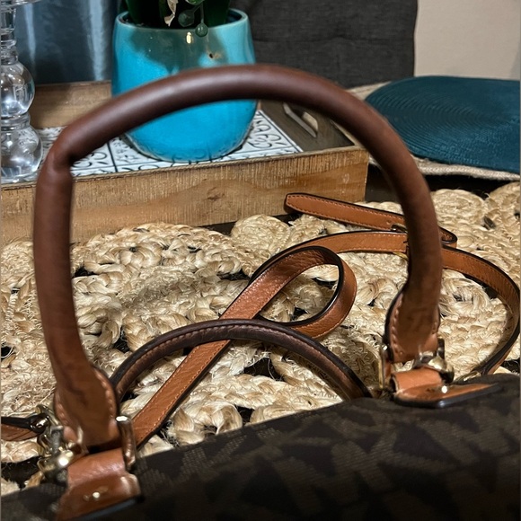 Michael Kors Kirby Satchel - Picture 12 of 12